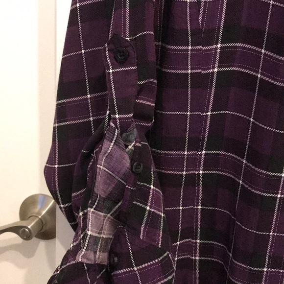 Torrid size 2 top - Picture 5 of 6